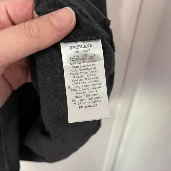 Everlane Organic Cotton Charcoal Crew Neck Uniform T-Shirt Small - Picture 6 of 10